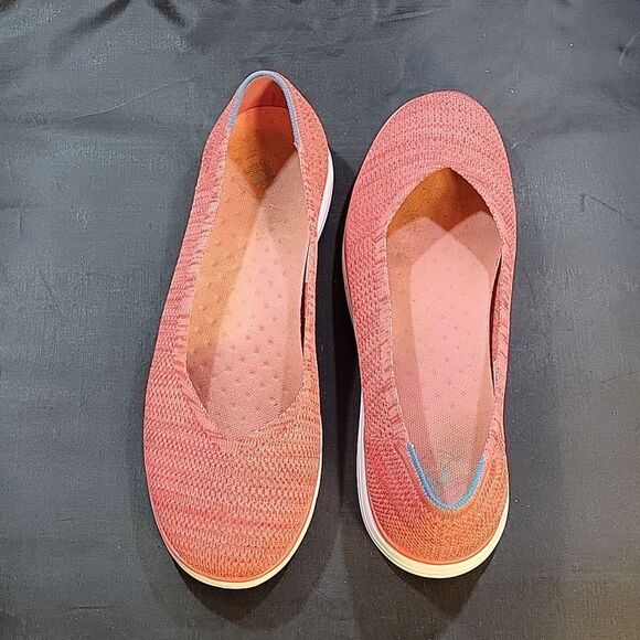 PROPET ROUND TOE SLIP-ON STYLE WOMEN"S FLAT SHOE - Picture 4 of 12